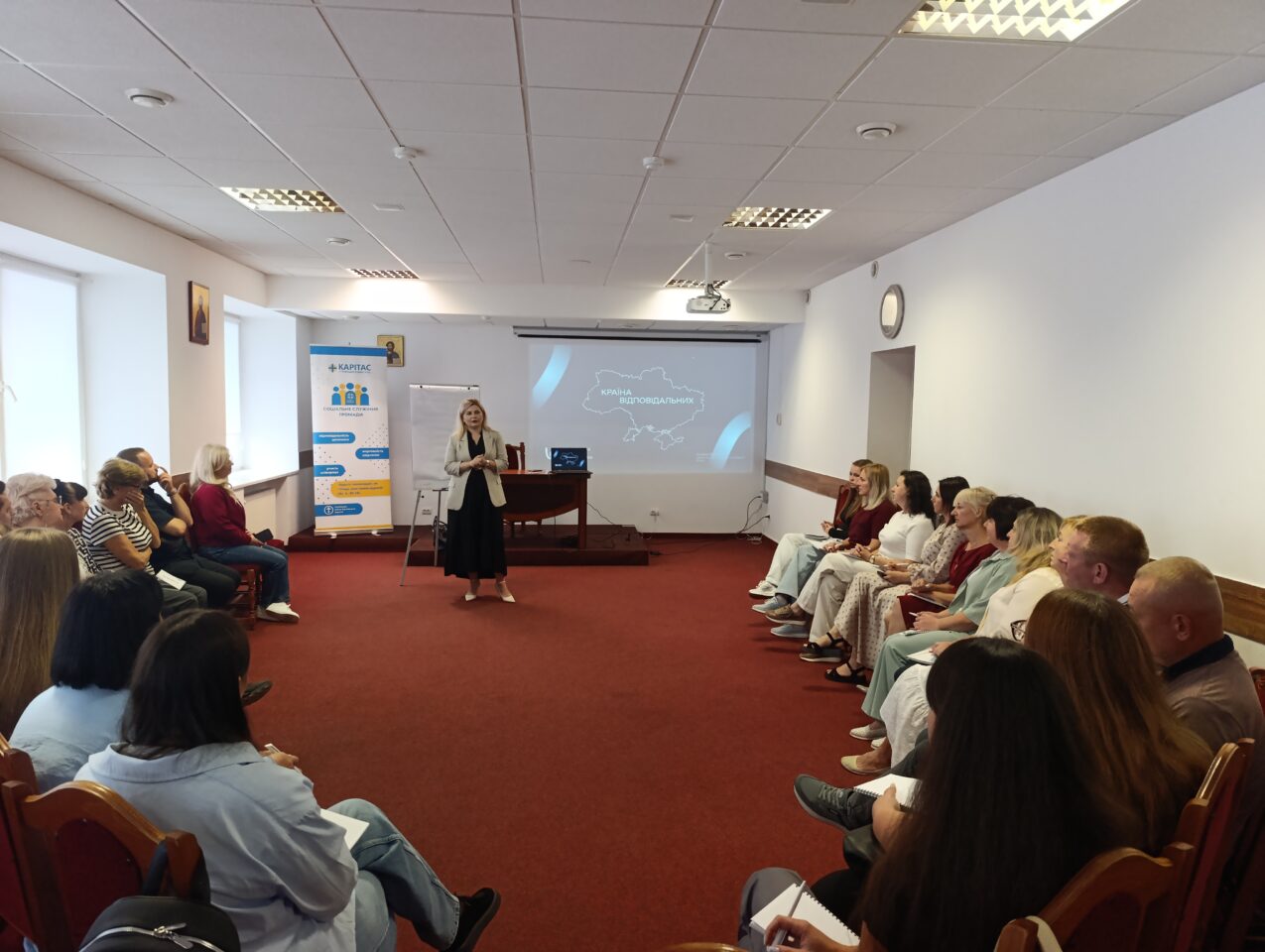 Школа соціального служіння: навчаємося, щоб ефективніше служити людям Школа соціального служіння: навчаємося, щоб ефективніше служити людям